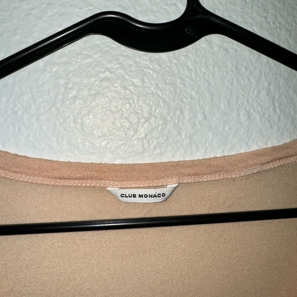 Club Monaco women’s shirt- size small- cantaloupe color - Picture 4 of 5